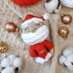 Погремушка "Дед Мороз" бесплатная схема амигуруми